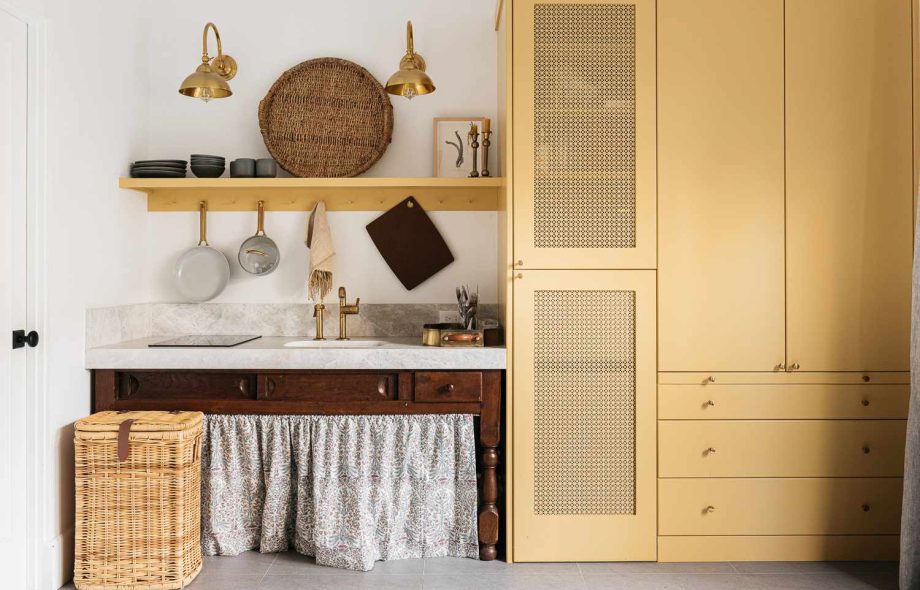 hoarding cleanup services